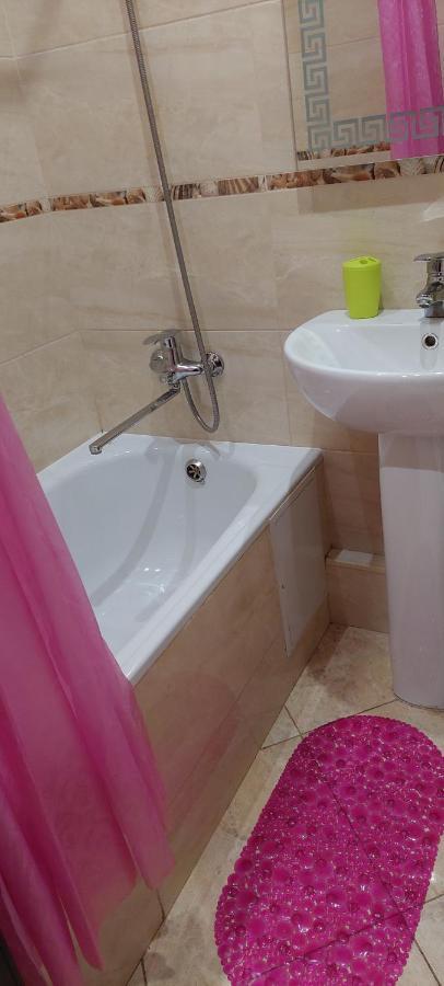 Холодная Гора Ул Дудинской 1А Kharkov Ngoại thất bức ảnh